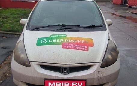Honda Fit III, 2002 год, 300 000 рублей, 1 фотография