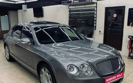 Bentley Continental Flying Spur, 2005 год, 1 550 000 рублей, 1 фотография