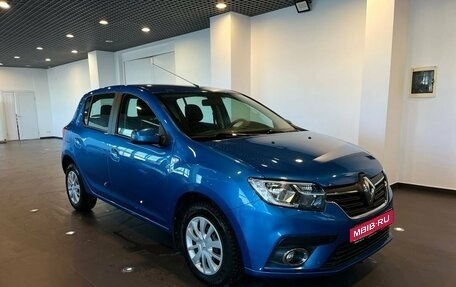 Renault Sandero II рестайлинг, 2019 год, 1 147 000 рублей, 1 фотография