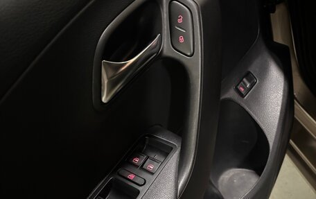 Volkswagen Polo VI (EU Market), 2016 год, 1 300 000 рублей, 10 фотография