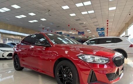 BMW 1 серия, 2021 год, 2 200 000 рублей, 2 фотография