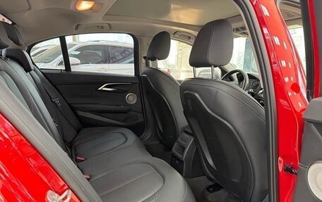 BMW 1 серия, 2021 год, 2 200 000 рублей, 9 фотография