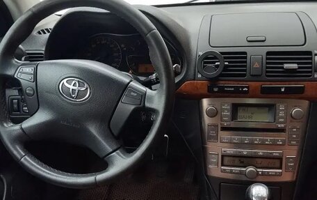 Toyota Avensis III рестайлинг, 2007 год, 1 050 000 рублей, 14 фотография