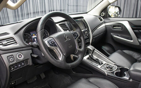 Mitsubishi Pajero Sport III рестайлинг, 2020 год, 4 198 000 рублей, 16 фотография