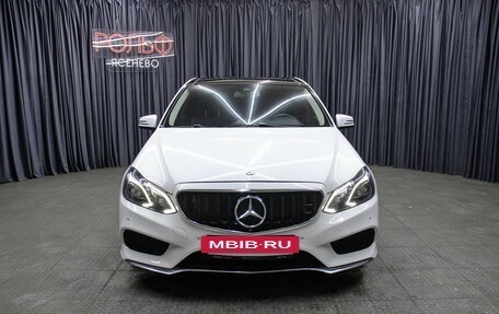 Mercedes-Benz E-Класс, 2015 год, 3 398 000 рублей, 2 фотография