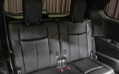 Nissan Pathfinder, 2016 год, 1 898 000 рублей, 13 фотография