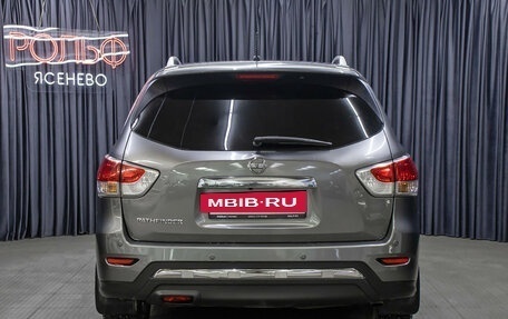 Nissan Pathfinder, 2016 год, 1 898 000 рублей, 6 фотография