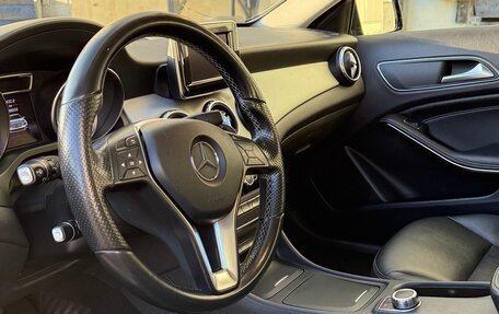 Mercedes-Benz GLA, 2015 год, 1 750 000 рублей, 6 фотография