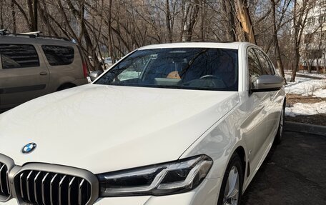 BMW 5 серия, 2021 год, 5 500 000 рублей, 3 фотография