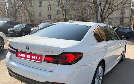 BMW 5 серия, 2021 год, 5 500 000 рублей, 8 фотография