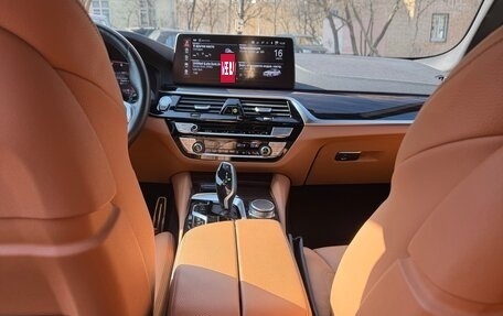 BMW 5 серия, 2021 год, 5 500 000 рублей, 24 фотография