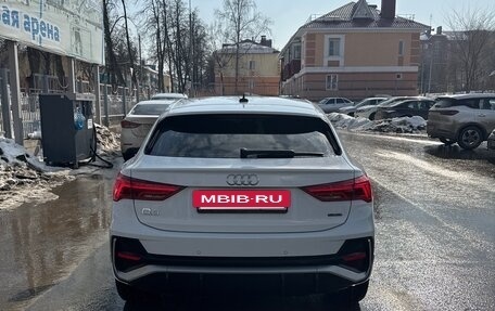 Audi Q3, 2021 год, 3 950 000 рублей, 3 фотография