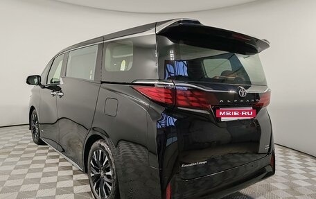 Toyota Alphard, 2025 год, 15 900 000 рублей, 7 фотография