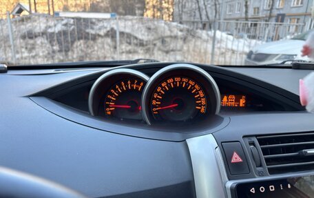 Toyota Verso I, 2010 год, 995 000 рублей, 4 фотография