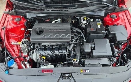 Hyundai Elantra, 2022 год, 2 330 000 рублей, 9 фотография