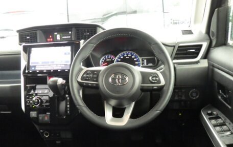 Toyota Roomy I, 2021 год, 1 400 000 рублей, 8 фотография