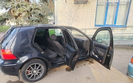 Volkswagen Golf IV, 1998 год, 320 000 рублей, 3 фотография