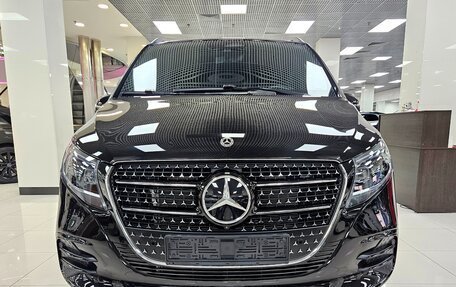 Mercedes-Benz V-Класс, 2026 год, 14 350 000 рублей, 2 фотография