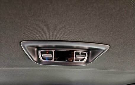 Mercedes-Benz V-Класс, 2026 год, 14 350 000 рублей, 30 фотография