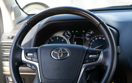 Toyota Land Cruiser Prado 150 рестайлинг 2, 2021 год, 5 628 000 рублей, 14 фотография