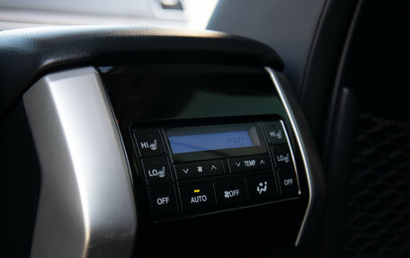 Toyota Land Cruiser Prado 150 рестайлинг 2, 2021 год, 5 628 000 рублей, 21 фотография