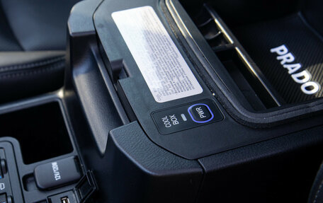 Toyota Land Cruiser Prado 150 рестайлинг 2, 2021 год, 5 628 000 рублей, 20 фотография