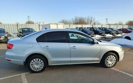 Volkswagen Jetta VI, 2011 год, 692 000 рублей, 6 фотография