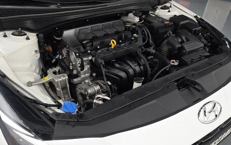 Hyundai Elantra, 2023 год, 2 280 000 рублей, 12 фотография