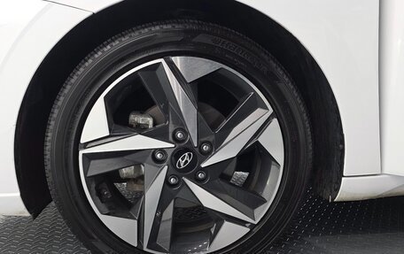 Hyundai Elantra, 2023 год, 2 280 000 рублей, 19 фотография