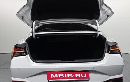 Hyundai Elantra, 2023 год, 2 280 000 рублей, 20 фотография