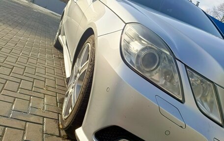 Mercedes-Benz E-Класс, 2011 год, 1 900 000 рублей, 1 фотография