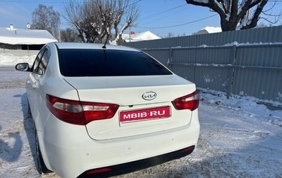 KIA Rio III рестайлинг, 2013 год, 900 000 рублей, 1 фотография