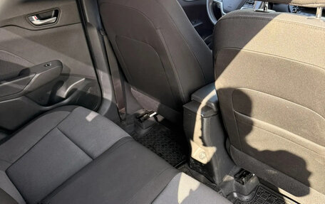 Hyundai Solaris II рестайлинг, 2022 год, 1 800 000 рублей, 13 фотография