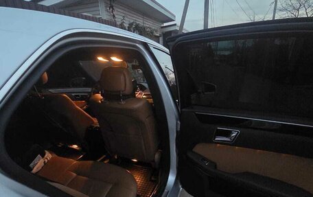 Mercedes-Benz E-Класс, 2011 год, 1 900 000 рублей, 11 фотография