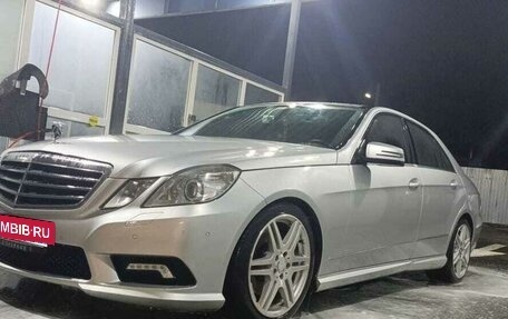 Mercedes-Benz E-Класс, 2011 год, 1 900 000 рублей, 18 фотография