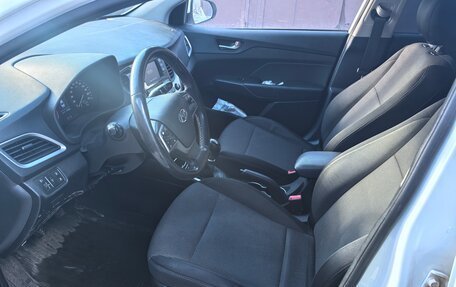 Hyundai Solaris II рестайлинг, 2018 год, 930 000 рублей, 7 фотография