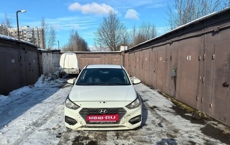 Hyundai Solaris II рестайлинг, 2018 год, 930 000 рублей, 3 фотография