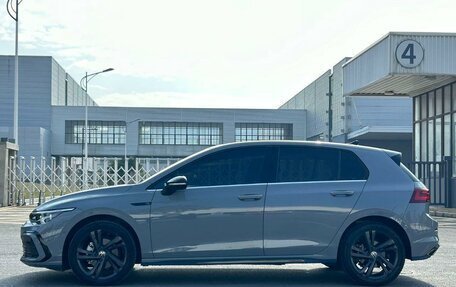 Volkswagen Golf VIII, 2023 год, 1 990 000 рублей, 6 фотография