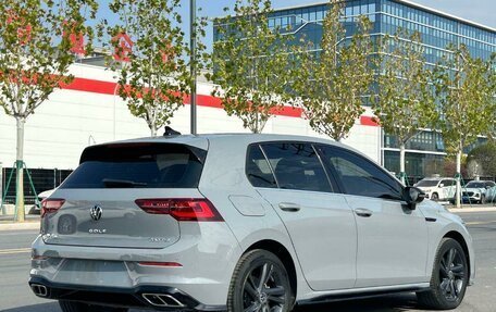 Volkswagen Golf VIII, 2023 год, 1 990 000 рублей, 4 фотография