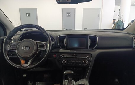 KIA Sportage IV рестайлинг, 2018 год, 2 179 000 рублей, 10 фотография