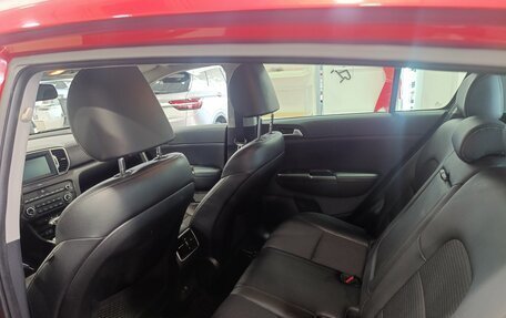 KIA Sportage IV рестайлинг, 2018 год, 2 179 000 рублей, 12 фотография
