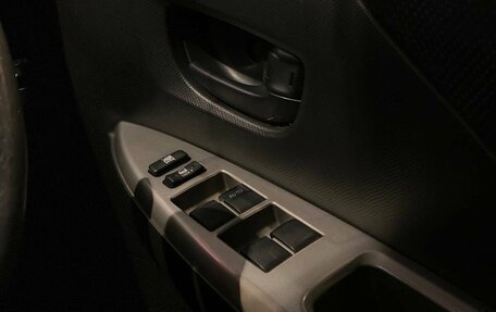 Toyota Ractis I, 2006 год, 625 000 рублей, 15 фотография