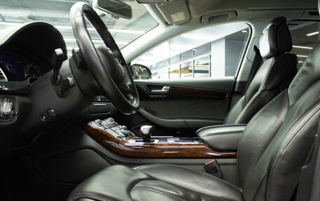 Audi A8, 2010 год, 1 499 000 рублей, 11 фотография