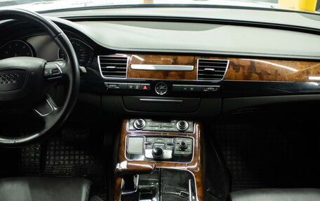 Audi A8, 2010 год, 1 499 000 рублей, 10 фотография