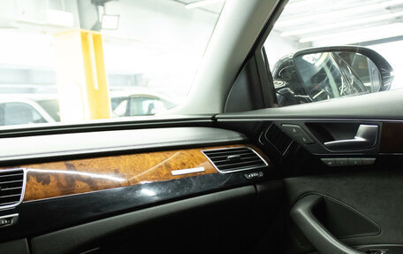 Audi A8, 2010 год, 1 499 000 рублей, 9 фотография