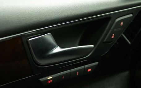 Audi A8, 2010 год, 1 499 000 рублей, 15 фотография