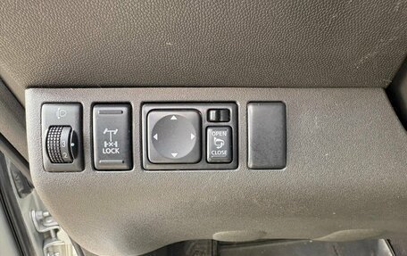 Nissan Navara (Frontier), 2012 год, 1 390 000 рублей, 12 фотография