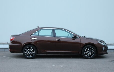 Toyota Camry, 2018 год, 2 499 999 рублей, 5 фотография