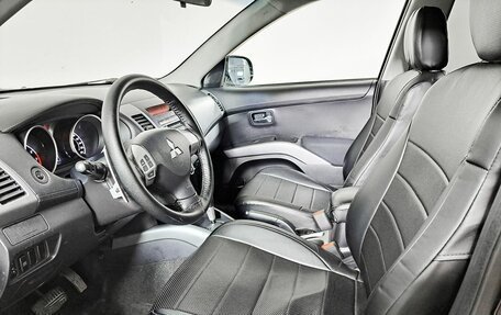Mitsubishi Outlander III рестайлинг 3, 2010 год, 1 250 000 рублей, 20 фотография