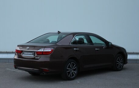 Toyota Camry, 2018 год, 2 499 999 рублей, 6 фотография